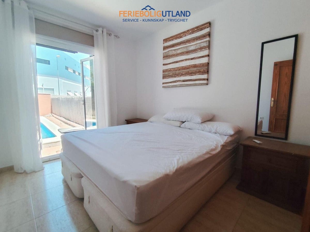3 bedroom Townhouse for sale in La Zenia with pool garage - € 294,000 (Ref: 10012264)