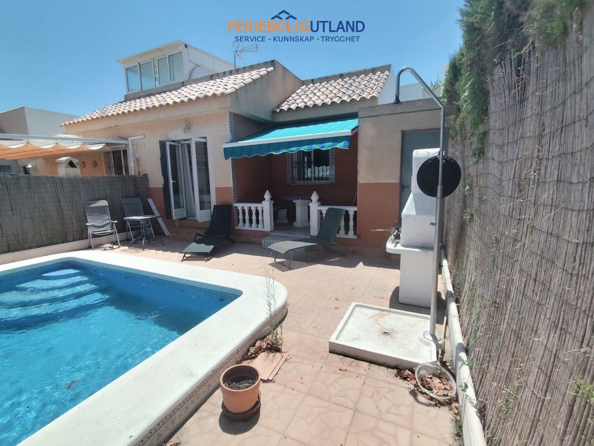 3 bedroom Townhouse for sale in La Zenia with pool garage - € 294,000 (Ref: 10012264)
