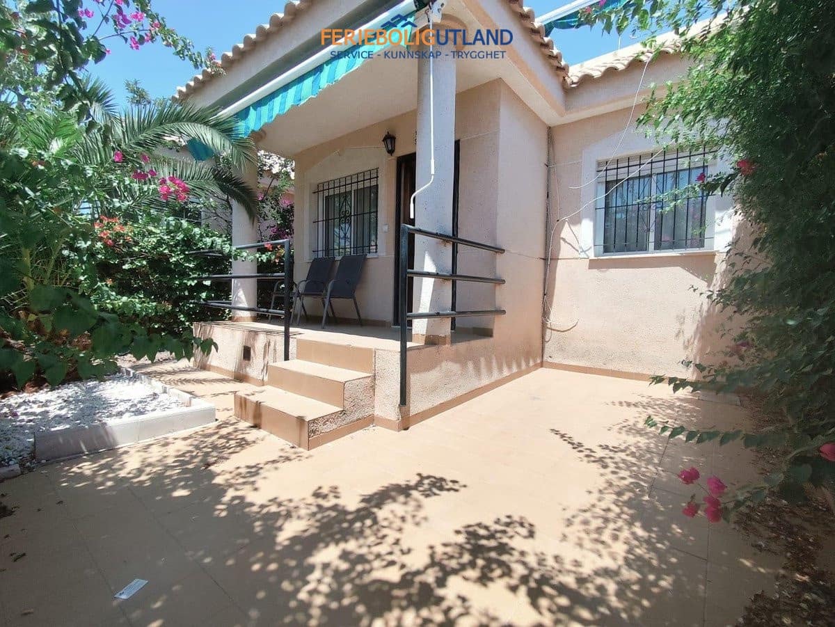 3 bedroom Townhouse for sale in La Zenia with pool garage - € 294,000 (Ref: 10012264)