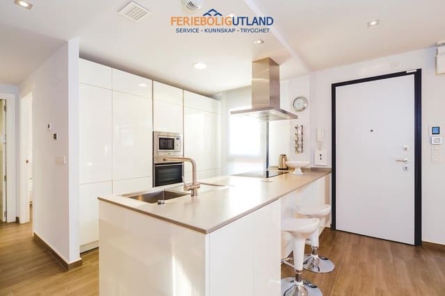 5 soveværelse Villa til salg i Aguas Nuevas, Torrevieja med swimmingpool - € 559.000 (Ref: 10012265)