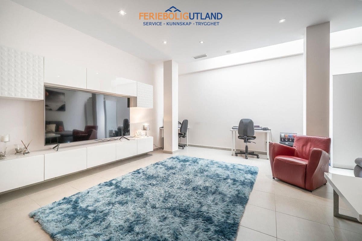 5 soveværelse Villa til salg i Aguas Nuevas med swimmingpool - € 559.000 (Ref: 10012265)