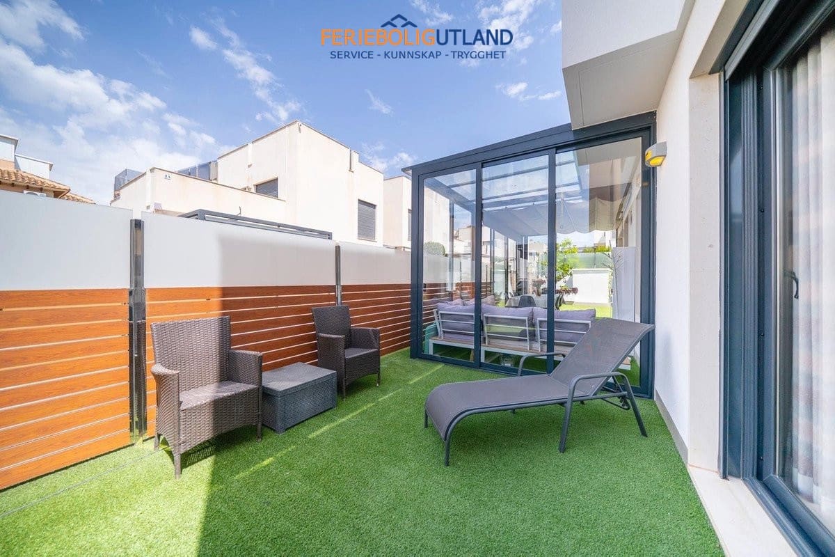 5 soveværelse Villa til salg i Aguas Nuevas med swimmingpool - € 559.000 (Ref: 10012265)