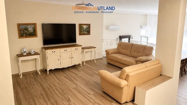 5 bedroom Villa for sale in Campoamor, Orihuela with pool garage - € 990,000 (Ref: 10012266)
