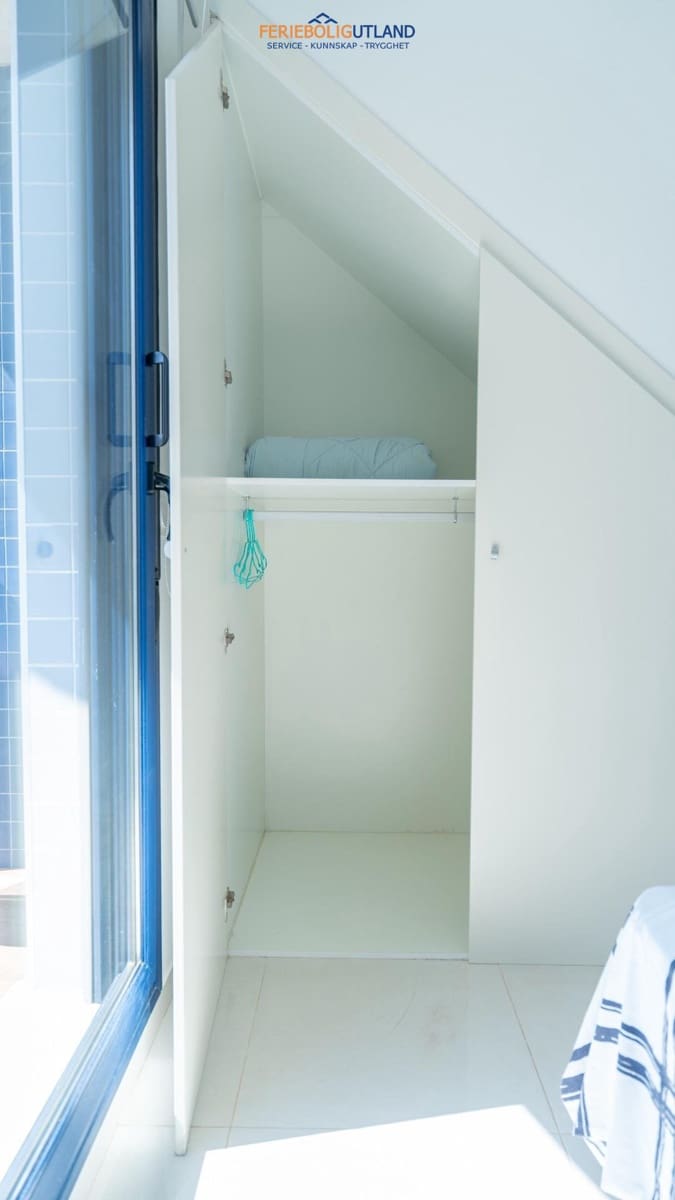 3 sypialnia Penthouse na sprzedaż w Orihuela Costa z basenem garażem - 810 000 € (Ref: 10012268)