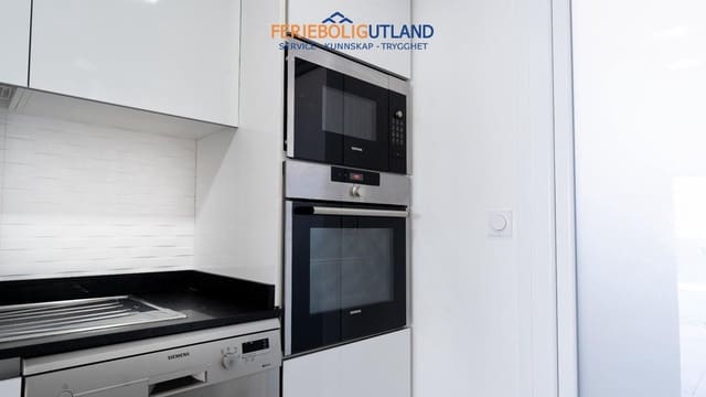 3 quarto Penthouse para venda em Punta Prima, Orihuela com piscina garagem - 810 000 € (Ref: 10012268)