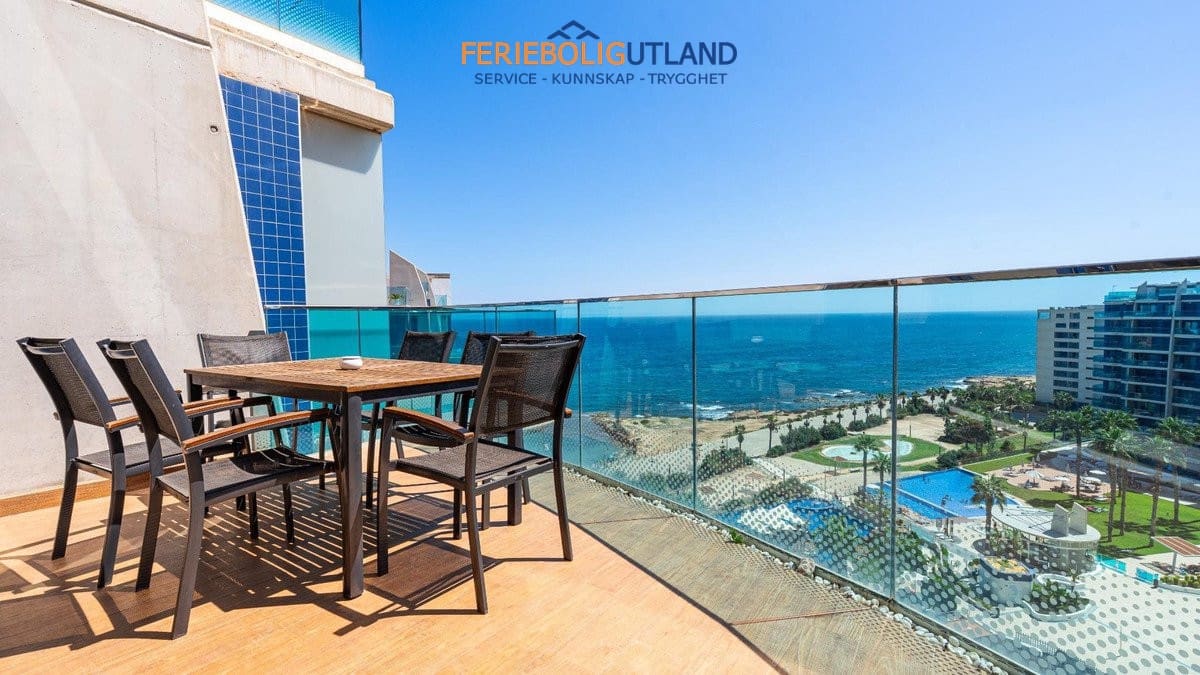 3 sypialnia Penthouse na sprzedaż w Orihuela Costa z basenem garażem - 810 000 € (Ref: 10012268)