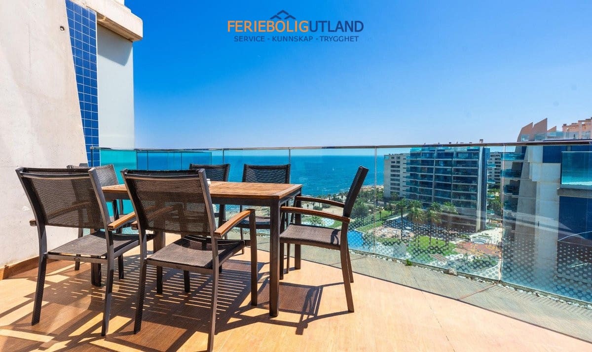 3 sypialnia Penthouse na sprzedaż w Orihuela Costa z basenem garażem - 810 000 € (Ref: 10012268)