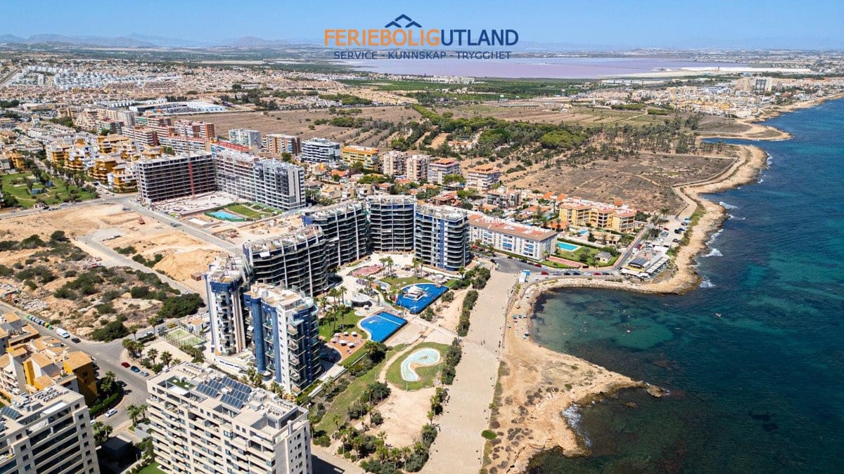 3 sypialnia Penthouse na sprzedaż w Orihuela Costa z basenem garażem - 810 000 € (Ref: 10012268)