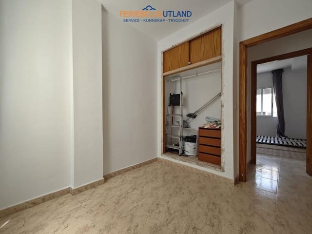 2 soveværelse Lejlighed til salg i Centro - Muelle Pesquero, Torrevieja - € 149.000 (Ref: 10012269)
