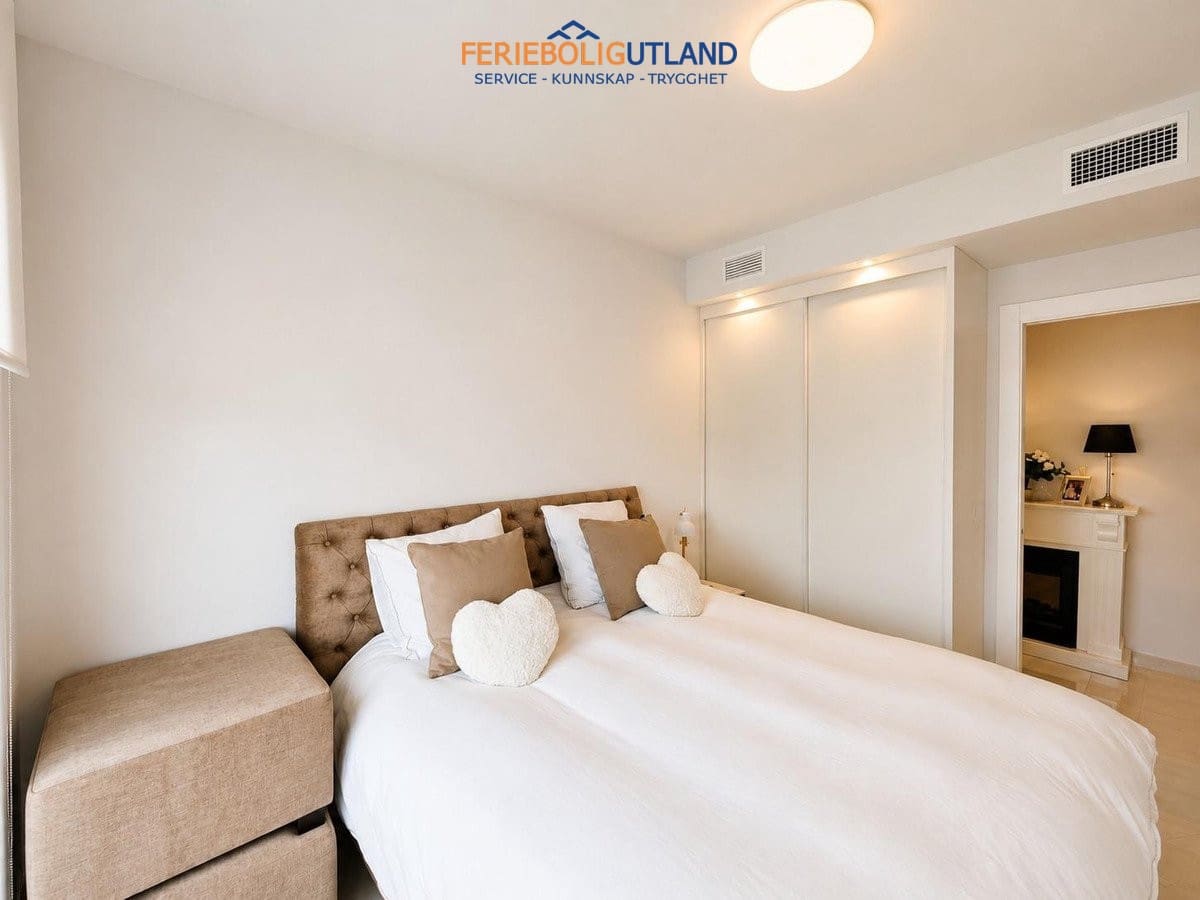 3 chambre Appartement à vendre à Playa Flamenca avec piscine garage - 485 000 € (Ref: 10012271)