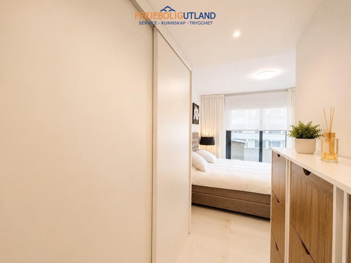 3 chambre Appartement à vendre à Playa Flamenca avec piscine garage - 485 000 € (Ref: 10012271)