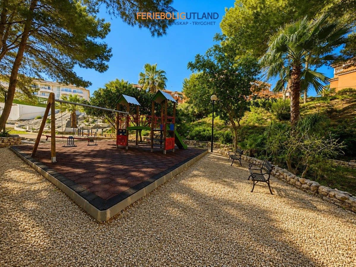 2 sypialnia Bungalow na sprzedaż w Playa Flamenca z basenem garażem - 159 000 € (Ref: 10012272)
