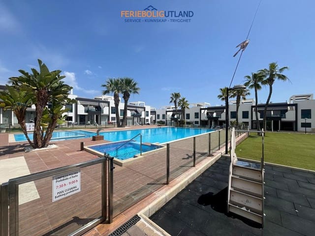 2 bedroom Bungalow for sale in La Zenia, Orihuela with pool garage - € 267,000 (Ref: 10012479)