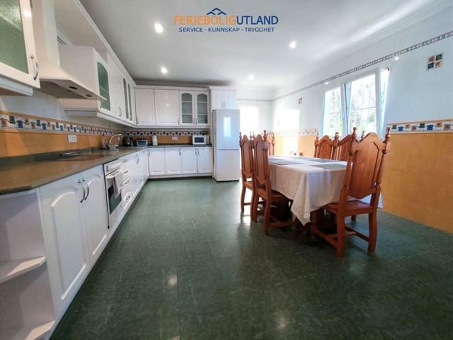 3 chambre Villa/Maison à vendre à Cabo Roig, Orihuela avec piscine garage - 750 000 € (Ref: 10012481)