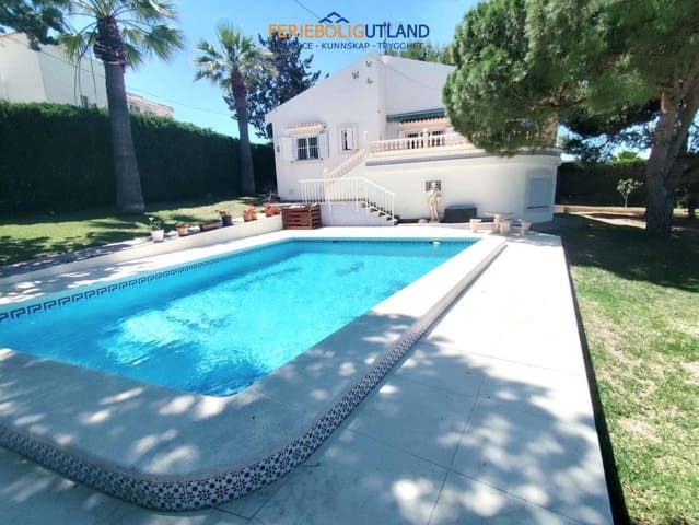 3 chambre Villa/Maison à vendre à Cabo Roig, Orihuela avec piscine garage - 750 000 € (Ref: 10012481)