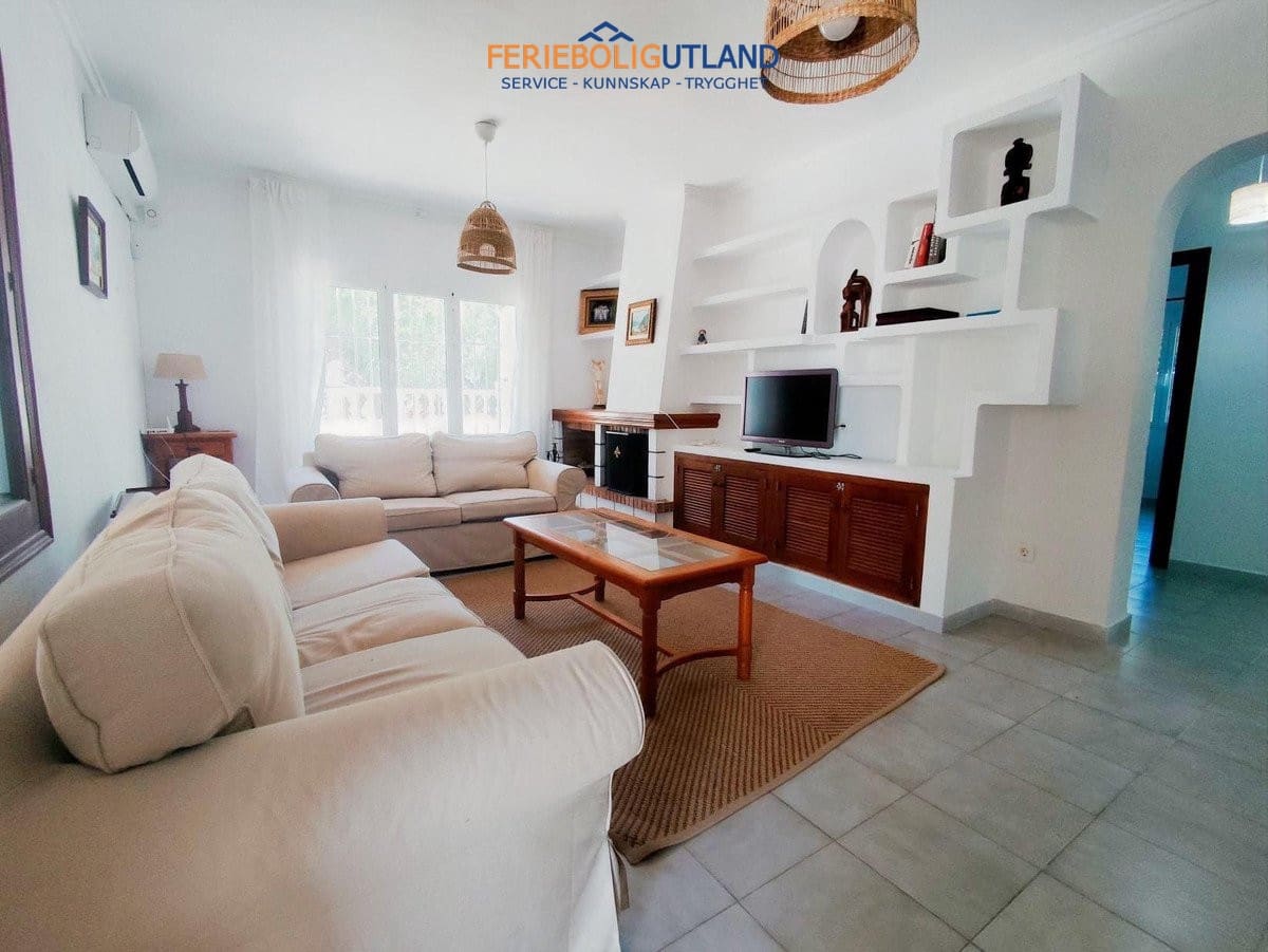 3 chambre Villa/Maison à vendre à Cabo Roig avec piscine garage - 750 000 € (Ref: 10012481)