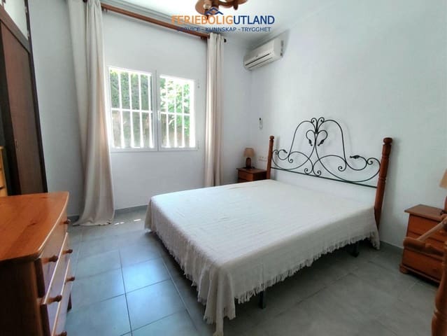 3 chambre Villa/Maison à vendre à Cabo Roig, Orihuela avec piscine garage - 750 000 € (Ref: 10012481)