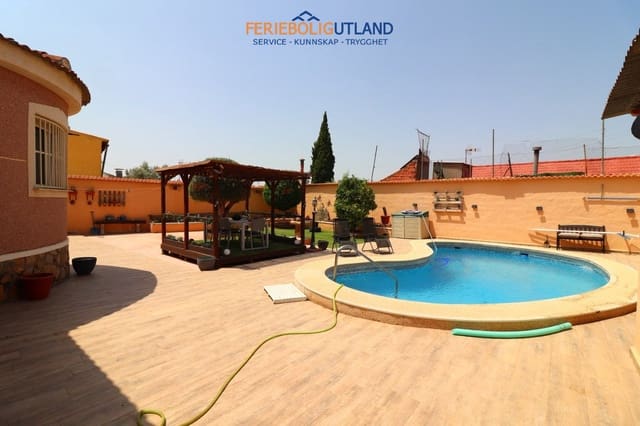 4 sypialnia Dom blizniak na sprzedaż w Benijófar z basenem garażem - 369 950 € (Ref: 10012558)