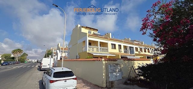 3 soverom Hus til salgs i Cabo Cervera, Torrevieja med svømmebasseng garasje - € 349 900 (Ref: 10012562)