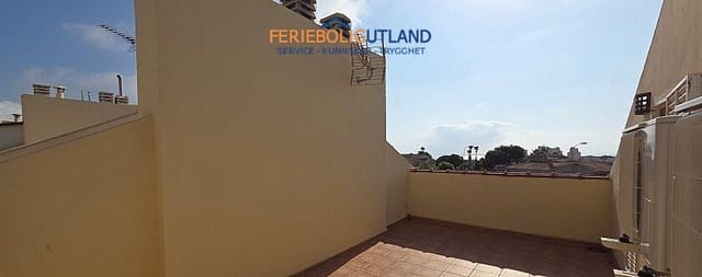 3 soverom Hus til salgs i Cabo Cervera, Torrevieja med svømmebasseng garasje - € 349 900 (Ref: 10012562)