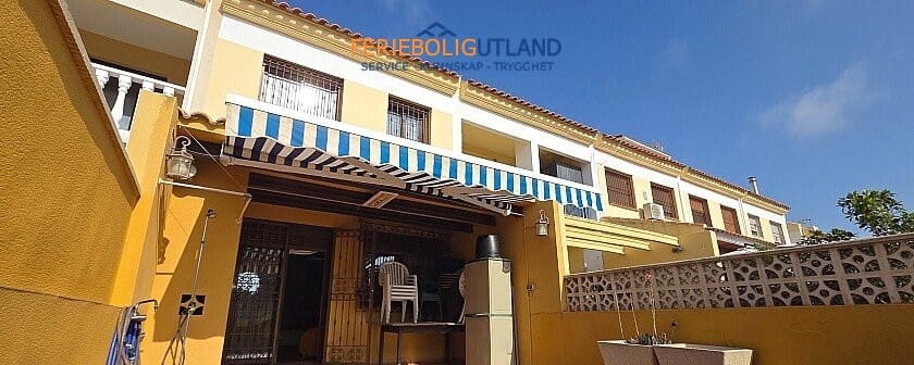 3 soverom Hus til salgs i La Mata med svømmebasseng garasje - € 349 900 (Ref: 10012562)