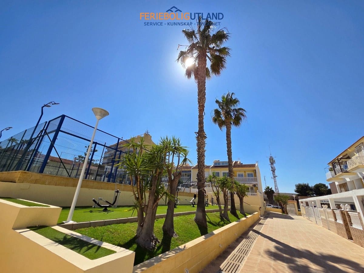 3 soverom Hus til salgs i La Mata med svømmebasseng garasje - € 349 900 (Ref: 10012562)