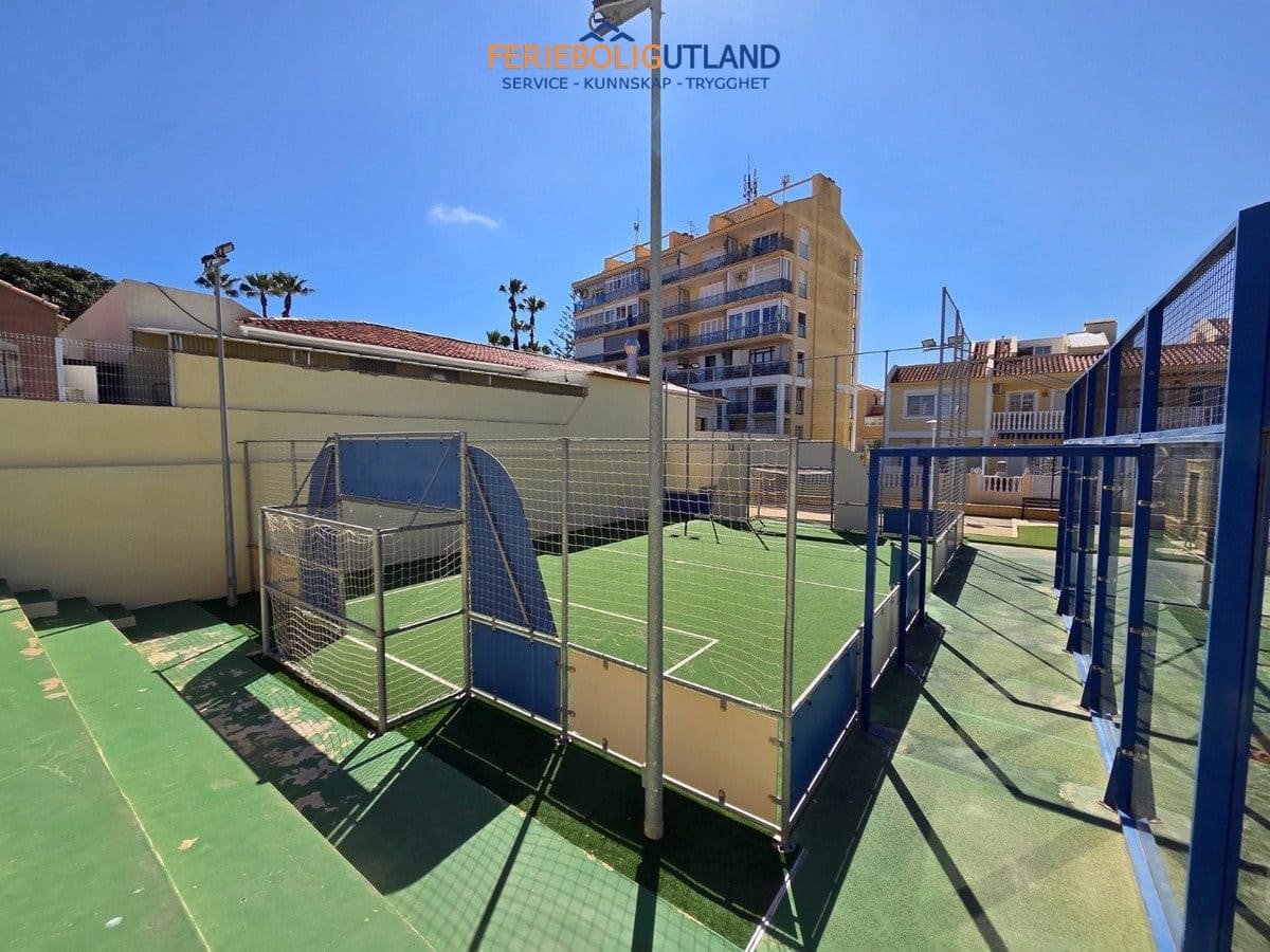 3 soverom Hus til salgs i La Mata med svømmebasseng garasje - € 349 900 (Ref: 10012562)
