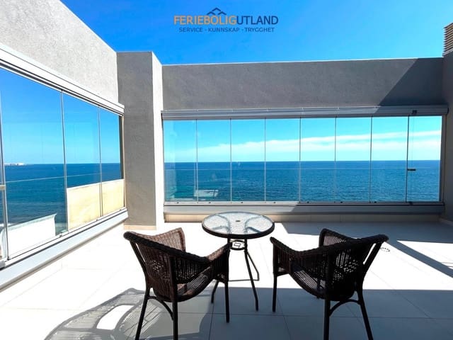 3 bedroom Penthouse for sale in Punta Prima, Orihuela with pool garage - € 795,000 (Ref: 10012563)