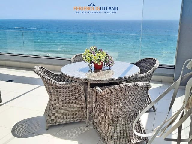 3 bedroom Penthouse for sale in Punta Prima, Orihuela with pool garage - € 795,000 (Ref: 10012563)