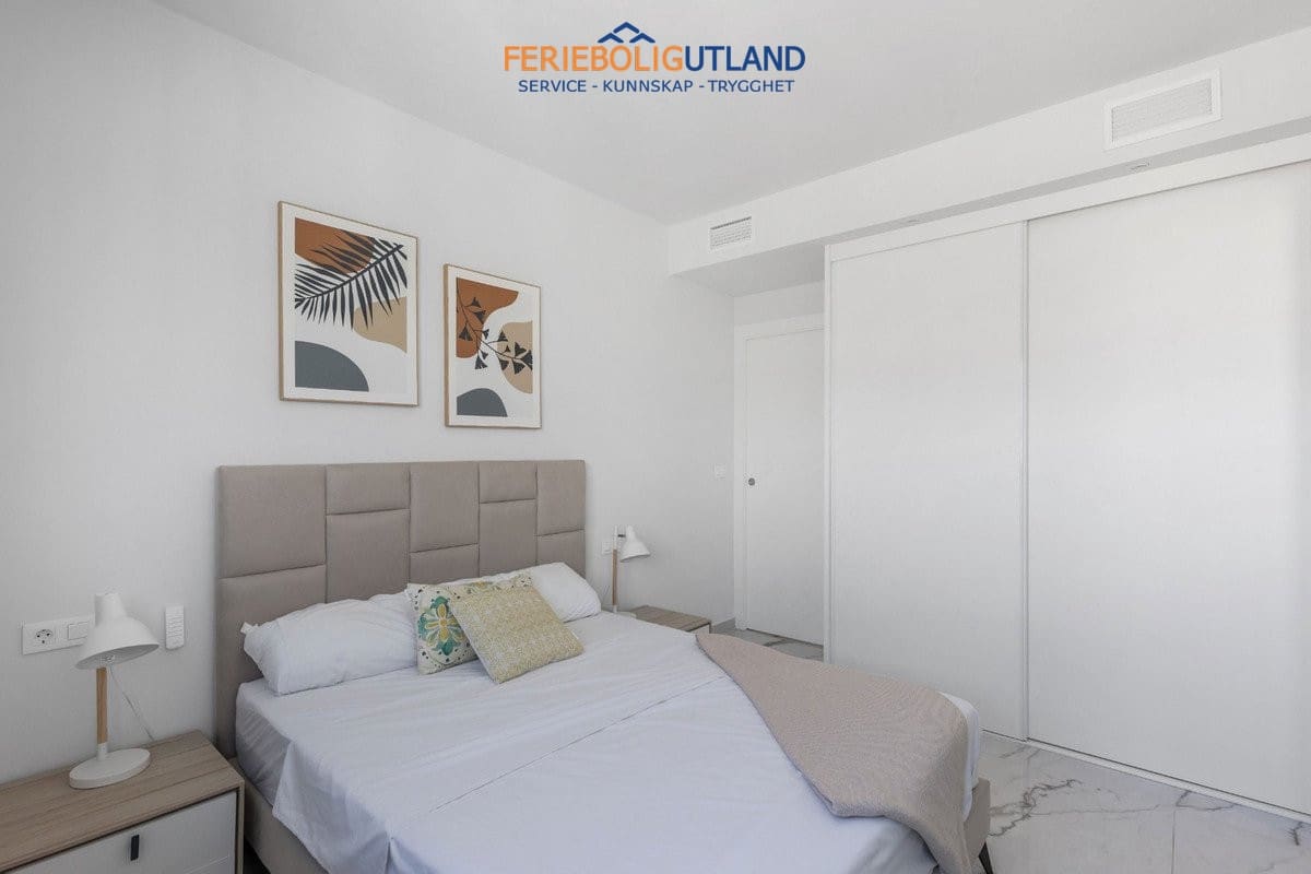 2 soveværelse Penthouse til salg i Orihuela Costa med swimmingpool garage - € 495.000 (Ref: 10012565)