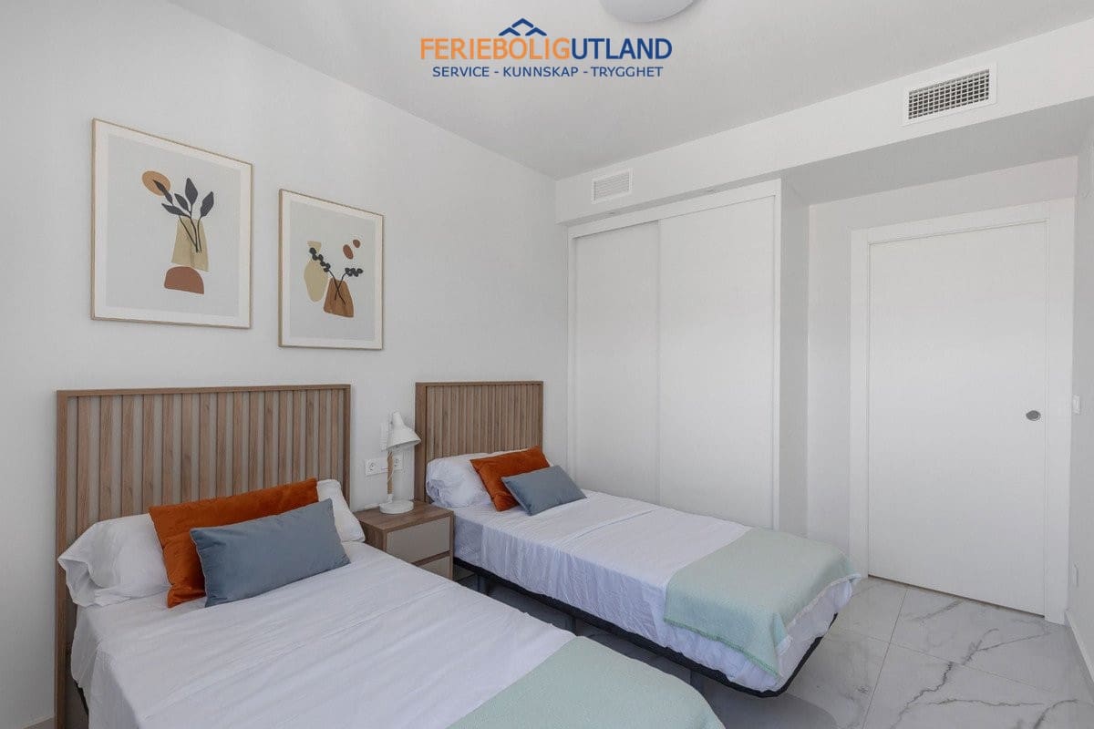 2 soveværelse Penthouse til salg i Orihuela Costa med swimmingpool garage - € 495.000 (Ref: 10012565)