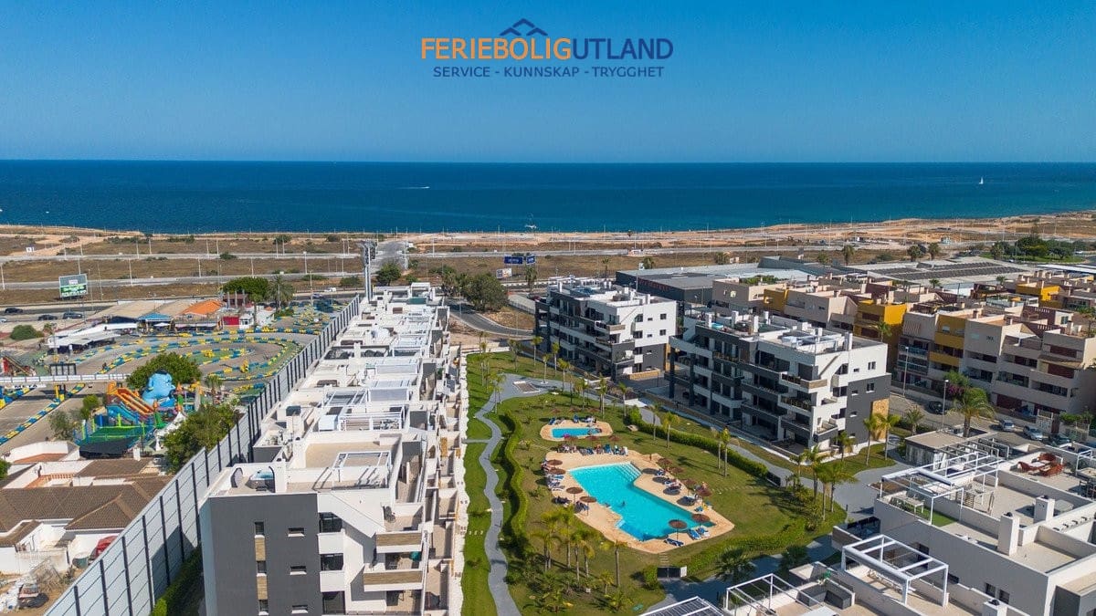 2 soveværelse Penthouse til salg i Orihuela Costa med swimmingpool garage - € 495.000 (Ref: 10012565)