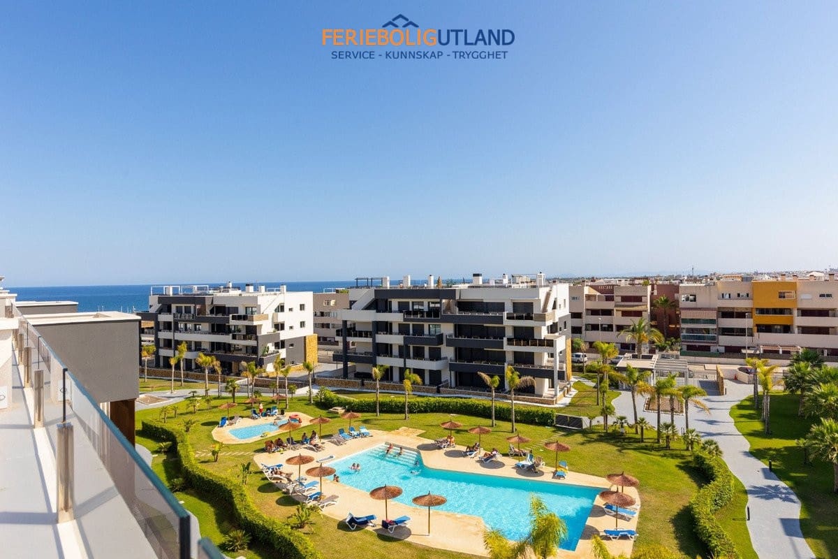 2 soveværelse Penthouse til salg i Orihuela Costa med swimmingpool garage - € 495.000 (Ref: 10012565)