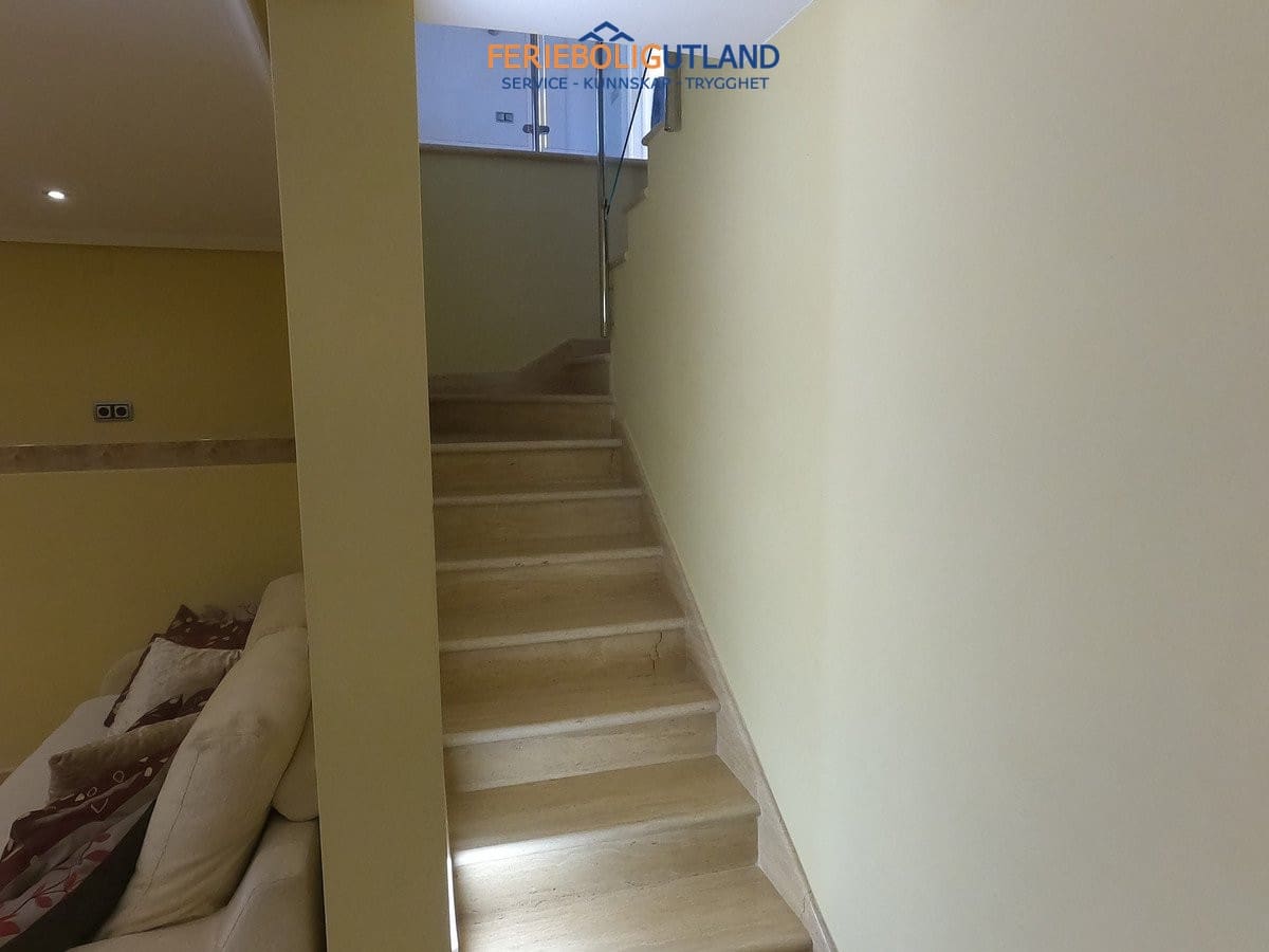 5 Zimmer Villa zu verkaufen in Algorfa mit Pool Garage - 780.000 € (Ref: 10012566)