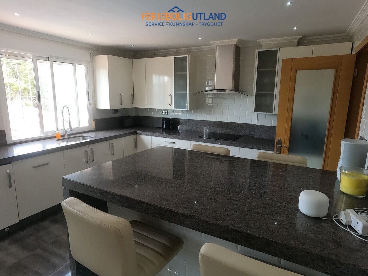 5 Zimmer Villa zu verkaufen in Algorfa mit Pool Garage - 780.000 € (Ref: 10012566)