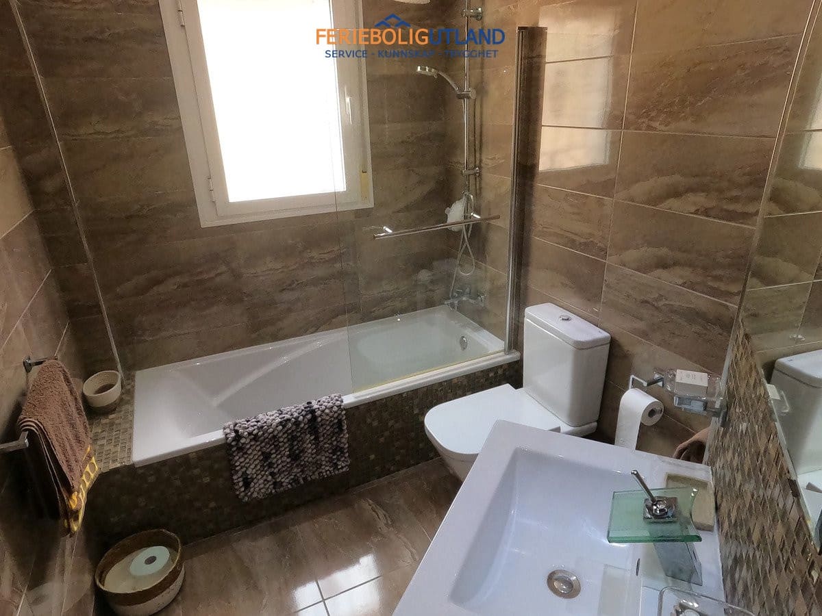 5 Zimmer Villa zu verkaufen in Algorfa mit Pool Garage - 780.000 € (Ref: 10012566)