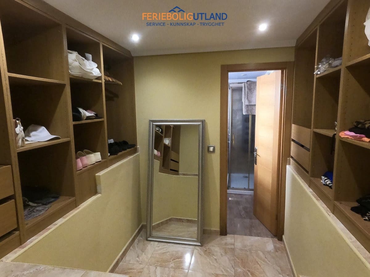 5 Zimmer Villa zu verkaufen in Algorfa mit Pool Garage - 780.000 € (Ref: 10012566)