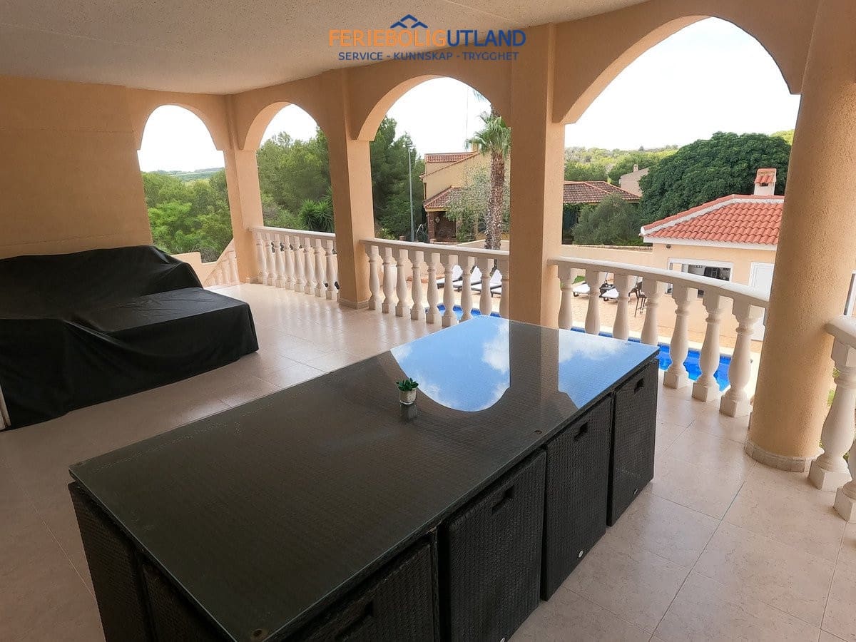 5 Zimmer Villa zu verkaufen in Algorfa mit Pool Garage - 780.000 € (Ref: 10012566)