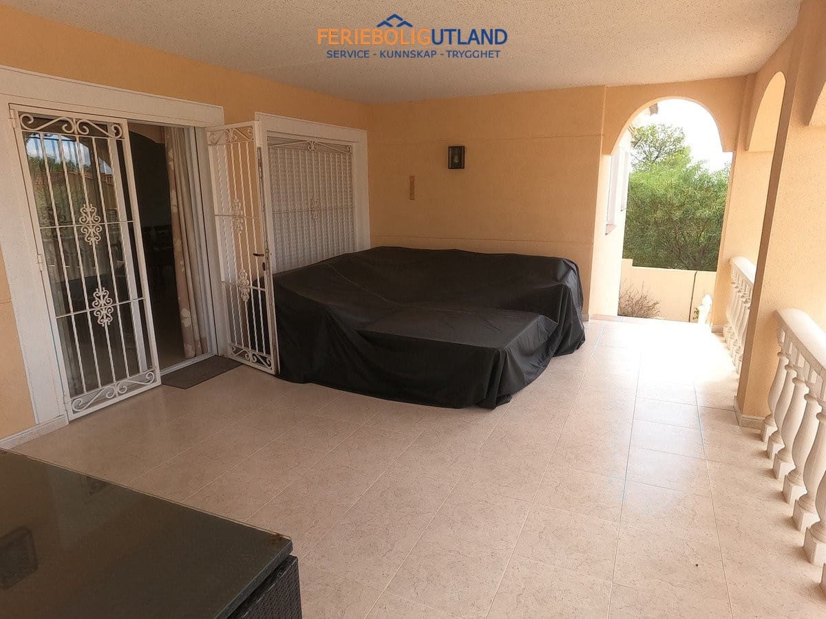 5 Zimmer Villa zu verkaufen in Algorfa mit Pool Garage - 780.000 € (Ref: 10012566)