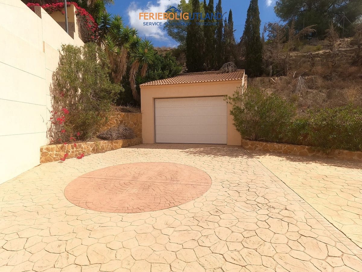 5 Zimmer Villa zu verkaufen in Algorfa mit Pool Garage - 780.000 € (Ref: 10012566)