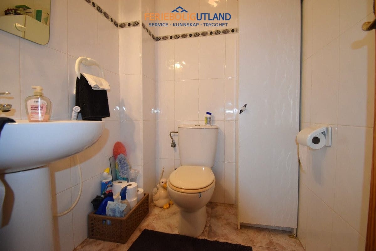 4 slaapkamer Huis te koop in Playa Flamenca met zwembad garage - € 290.000 (Ref: 10012567)