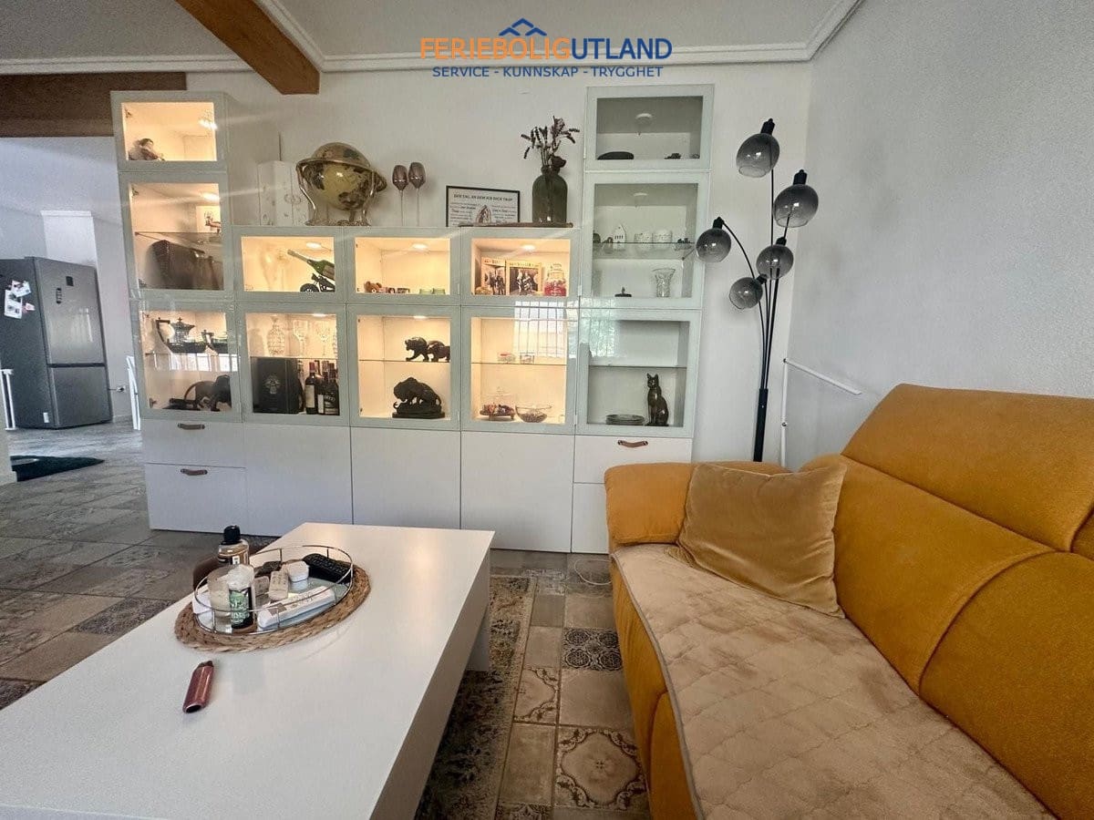 3 sovrum Villa till salu i Algorfa med pool garage - 296 000 € (Ref: 10012569)