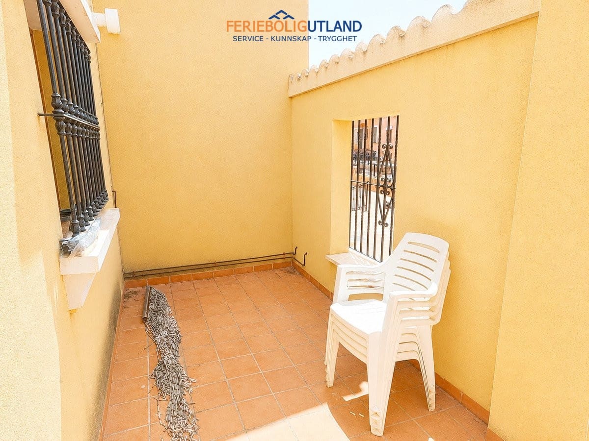 2 bedroom Apartment for sale in Algorfa with pool garage - € 184,995 (Ref: 10012570)