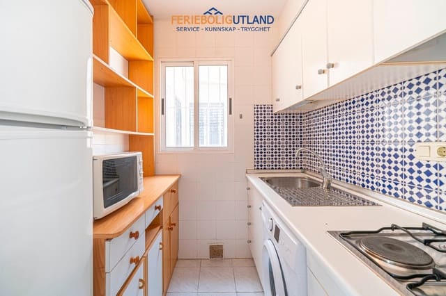 2 soverom Leilighet til salgs i Nueva Torrevieja, Torrevieja med svømmebasseng garasje - € 129 000 (Ref: 10015844)