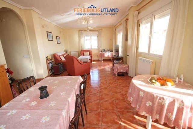 5 soveværelse Villa til salg i Aguas Nuevas, Torrevieja med swimmingpool - € 620.000 (Ref: 10019532)
