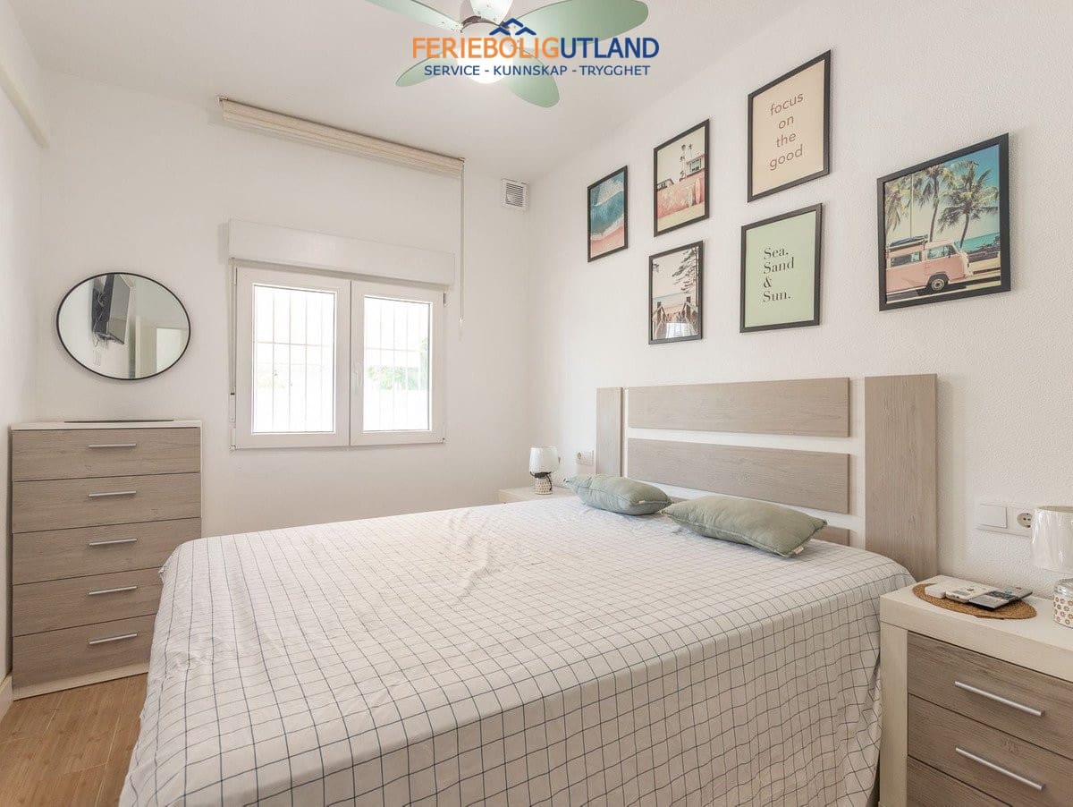 1 sypialnia Apartament na sprzedaż w Torrevieja z basenem garażem - 115 000 € (Ref: 10021859)