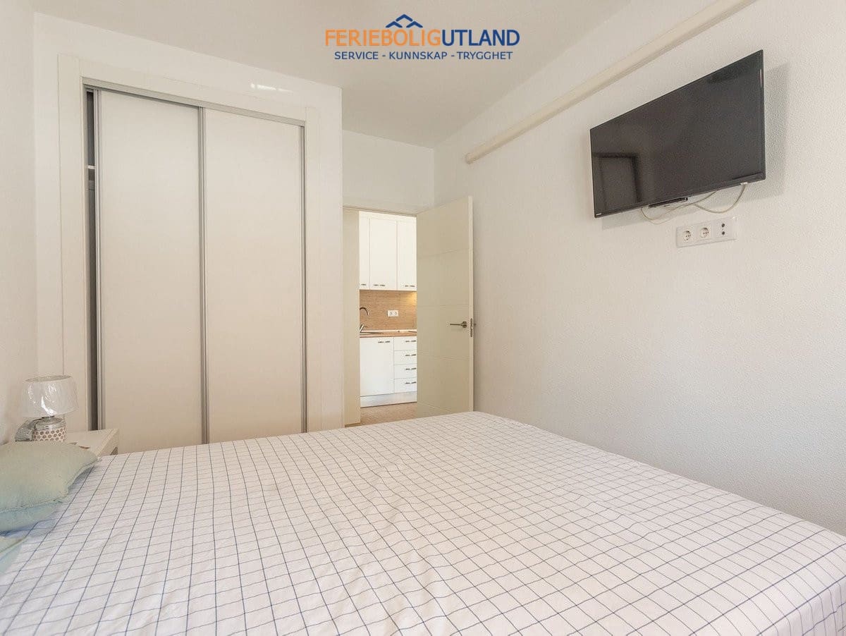 1 sypialnia Apartament na sprzedaż w Torrevieja z basenem garażem - 115 000 € (Ref: 10021859)