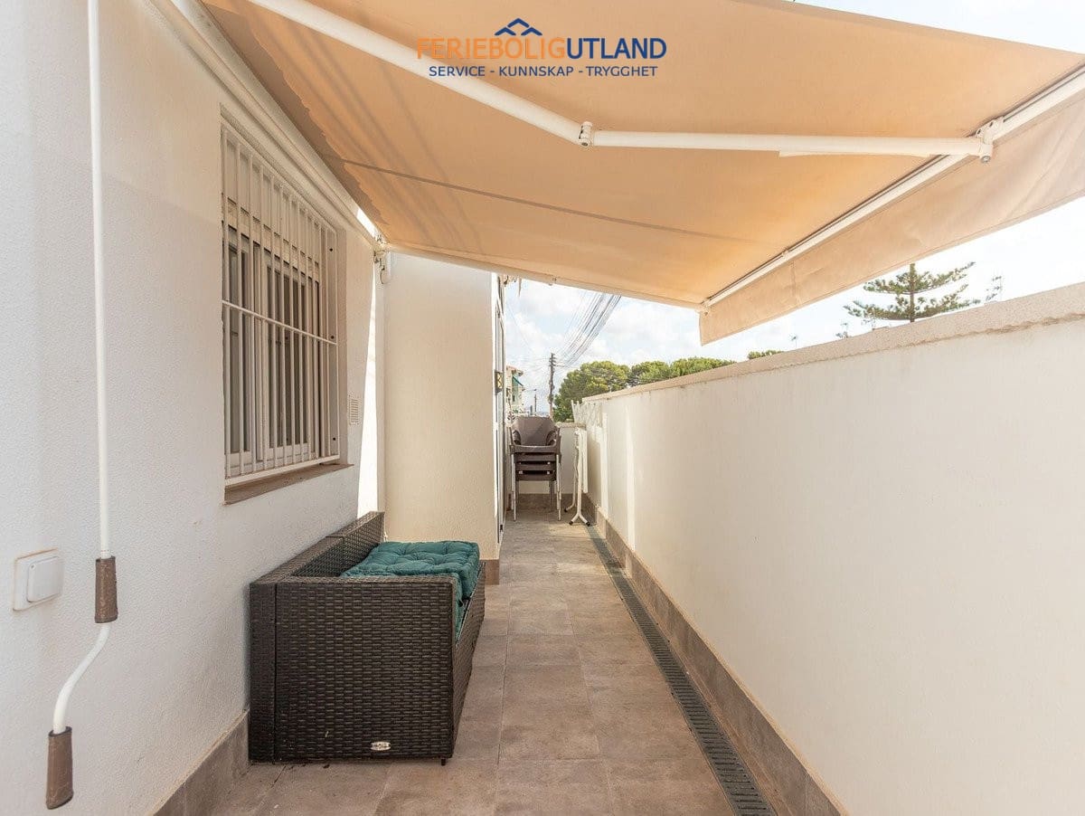 1 sypialnia Apartament na sprzedaż w Torrevieja z basenem garażem - 115 000 € (Ref: 10021859)