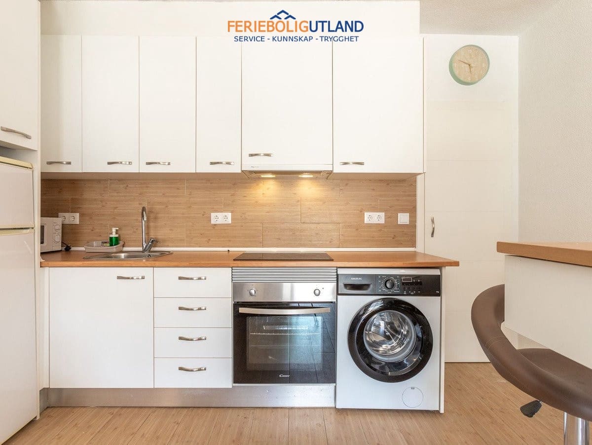 1 sypialnia Apartament na sprzedaż w Torrevieja z basenem garażem - 115 000 € (Ref: 10021859)
