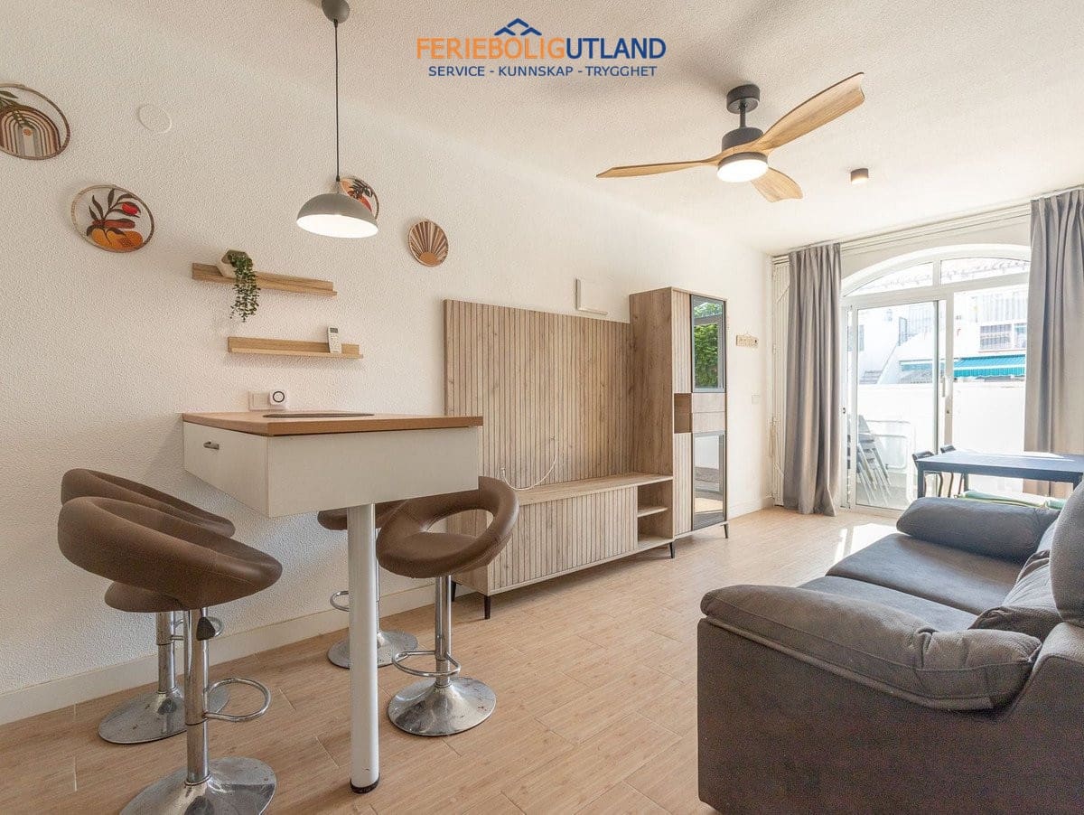 1 sypialnia Apartament na sprzedaż w Torrevieja z basenem garażem - 115 000 € (Ref: 10021859)